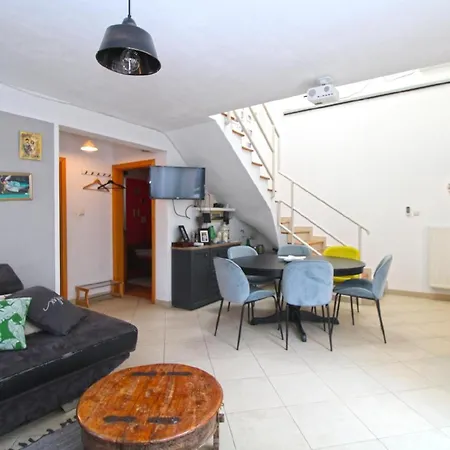 Holiday home Fuer 6 Personen Ca 90 Qm In Pula, Istrien Istrische Riviera Pula